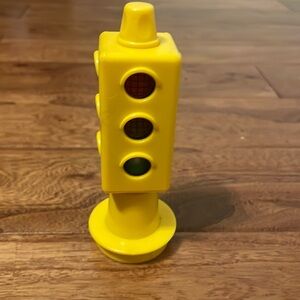 VGUC Fisher Price Little People Yellow Traffic Light with round base
